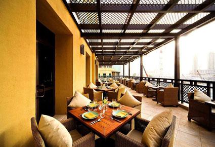 مطعم Mango Tree يقدم لك تجربة عشاء تايلندية فريدة 